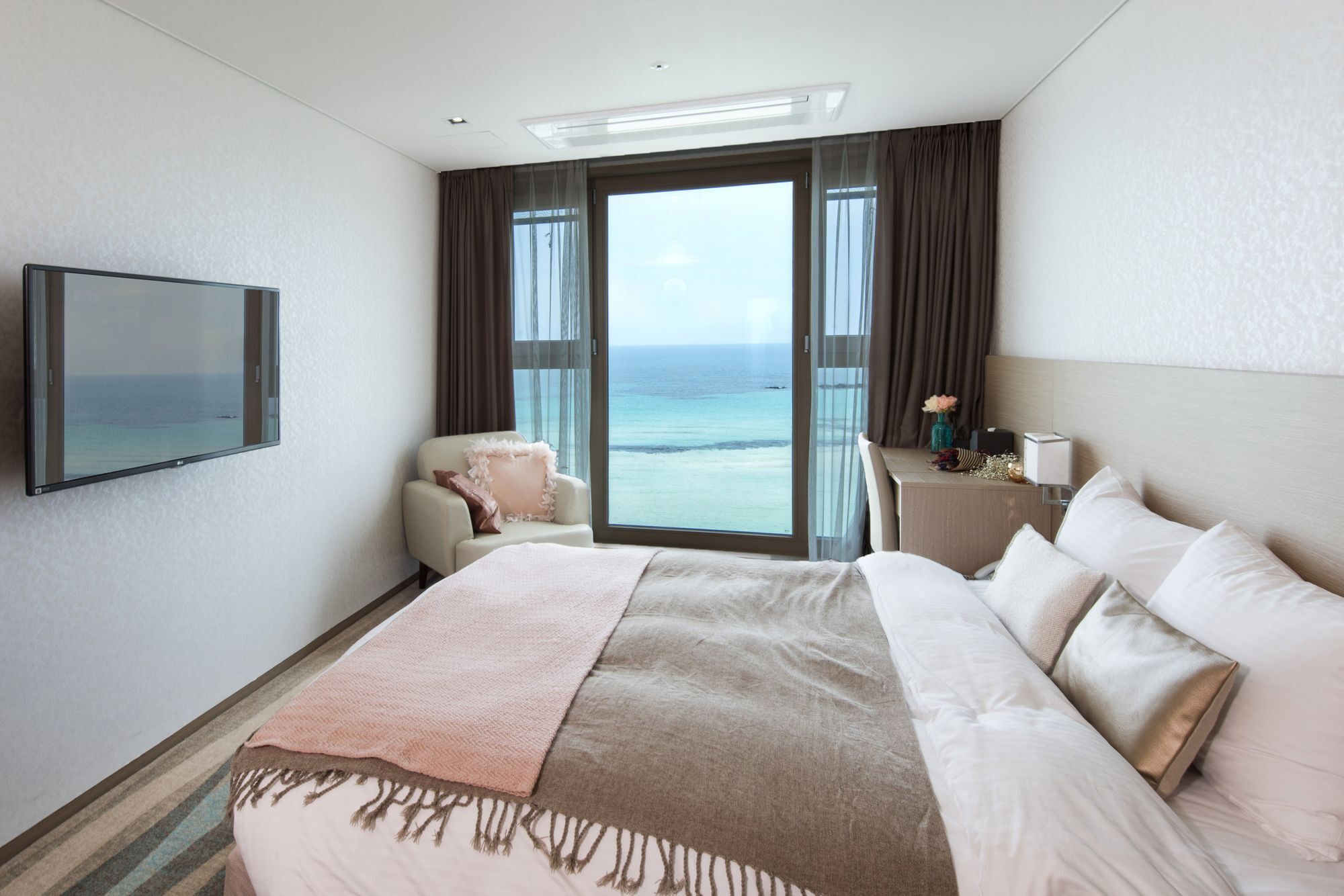 The Artstay Jeju Hamdeok Hotel Exterior photo